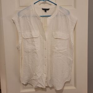 Banana Republic Factory Sleeveless Button-Down Shirt, size L in white